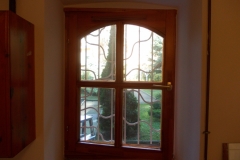 Higroszabályozású Aereco EMM-716 világosbarna fa ablakra, pára és penész miatt